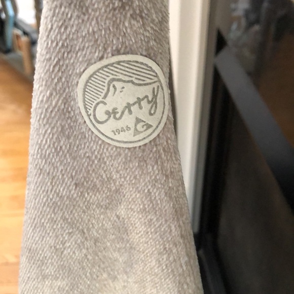 NWT Gerry zippered jacket - Picture 4 of 12